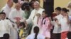 Paus Klarifikasi Pernyataan Soal Beranak 'Seperti Kelinci'