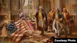 نقاشی ادوارد پرسی در سال ۱۹۱- بتسی راس پرچم را به جرج واشنگتن نشان می دهد. (منبع:‌کتابخانه کنگره آمریکا)