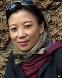 西藏知名女作家唯色