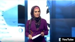 Người dẫn chương trình tin tức của Iran Sheena Shirani.