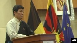 བཀའ་བློན་ཁྲི་པས་ཡུ་རོབ་ཀྱི་གྲོས་ཚོགས་ཀྱི་འཐུས་མི་ཁག་དང་གསར་འགོད་པ་སོགས་དང་མཇལ་བ།