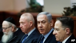 عصر پنجشنبه ابتدا کابینه امنیتی اسراییل با آتش‌بس موافقت کرد. 