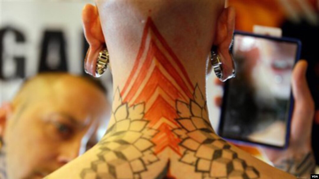 Meski tato populer di langan kawula muda Amerika, kini semakin banyak orang yang memiliki tato lebih tertarik untuk menghapusnya.