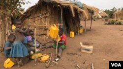 Enfants du camp de réfugiés de Chibuto 2 à Gondola, Manica, Mozambique, le 11 août 2020. (VOA/ Portuguais)