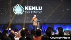 Wakil Menteri Luar Negeri Mahendra Siregar dalam diskusi terbuka “Kemlu for Startup: Menarik Investasi Modal Ventura Lokal dan Internasional,” yang dilangsungkan Kementerian Luar Negeri di Jakarta, Senin, 25 November 2019. (Foto: Kemenlu RI)