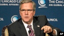 Jeb Bush dijo que él tiene sus propias visiones sobre relaciones internacionales y otros asuntos.