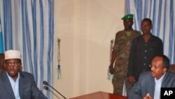 Madaxweyne Shariif iyo raisal-wasaare Farmaajo