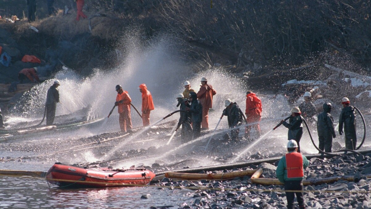 Exxon Valdez History