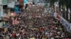Ribuan pengunjuk rasa anti ekstradisi kembali memadati jalanan kota Hong Kong dalam peringatan 22 tahun penyatuan kota tersebut dengan China, 1 Juli 2019.