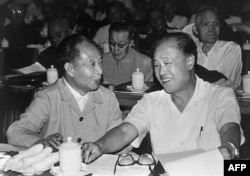 历史照片：中共总书记胡耀邦和中国总理赵紫阳在北京。(1982年9月9日)