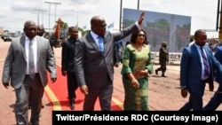 Le président Félix Tshisekedi arrive à la présentation du programme de ses 100 premiers jours, à Kinshasa, RDC, 2 mars 2019. (Twitter/Présidence RDC)