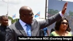 Le président Félix Tshisekedi arrive à la présentation du programme de ses 100 premiers jours, à Kinshasa, RDC, 2 mars 2019. (Twitter/Présidence RDC)