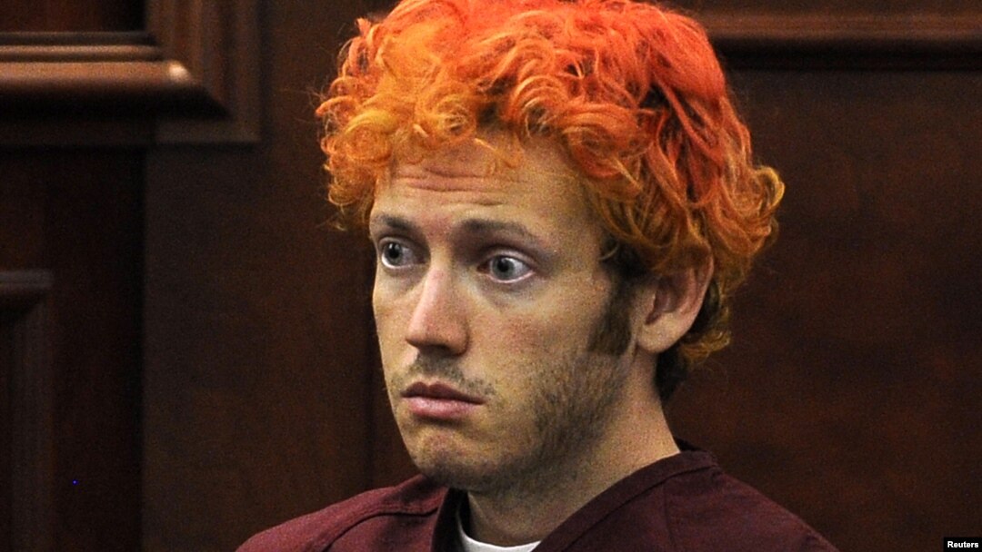 Vẻ mặt vô cảm của James Holmes lúc ra tòa lần đầu tiên, ngày 23/7/2012