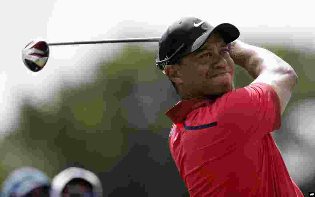 Tiger Woods Golf $50.6 Milhões/ ano E.U.A.