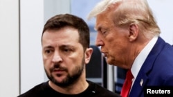 ARHIVA: Ukrajinski predsjednik Volodimir Zelenski sa novoizabranim američkim predsjednikom Donaldom Trampom u Njujorku, 27. septembar 2024. (Foto: REUTERS/Shannon Stapleton)