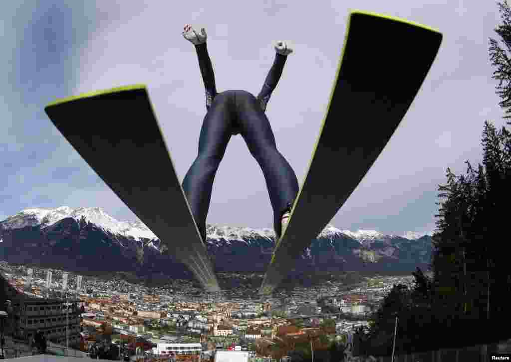 Austria&#39;s Gregor Schlierenzauer takes off from the ski jump during the first practice session of the third jumping of the four-hills tournament in Innsbruck. The prestigious four-hills tournament will end in Bischofshofen on Jan. 6.