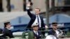 Macron asume la presidencia de Francia y promete unidad