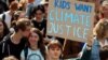Niños y jóvenes del mundo protestan en busca de acciones para frenar el cambio climático