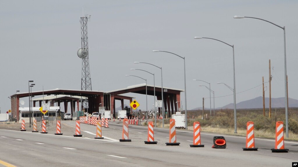 An ninh biên giới Mỹ-Mexico. Ảnh chụp ngày 26/3/2019 tại trạm kiểm soát phía Bắc Las Cruces, New Mexico. (AP Photo/Cedar Attanasio)