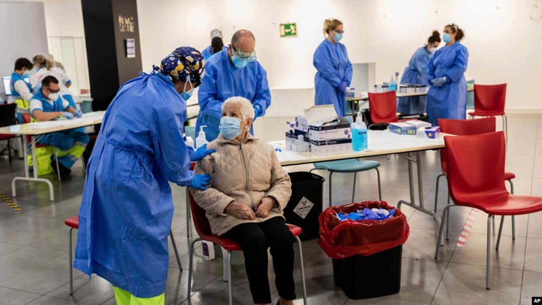 Xét nghiệm COVID-19 tại vùng nam Vallecas ở Madrid, Tây Ban Nha, ngày 2/10/2020.
