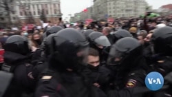 In Russia, Hundreds Behind Bars Following Pro-Navalny Protests