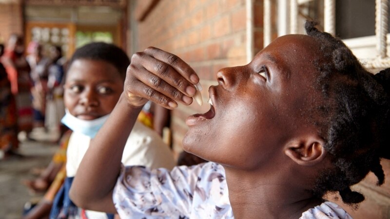 Le choléra menace les enfants souffrant de malnutrition au Malawi