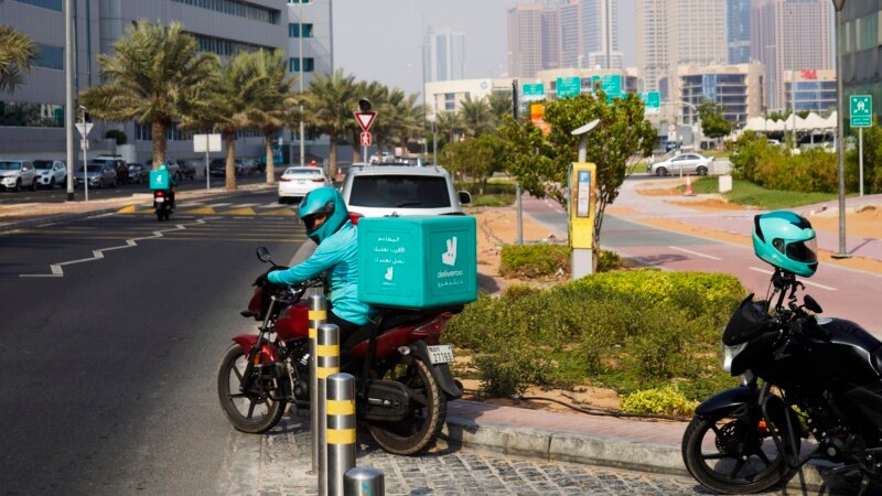 Dubai’s Food Delivery Services Are More Dangerous for Their Workers