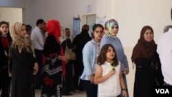 Early results showed low voter turnout, reflecting disillusionment with a series of governments after decades of corruption, wars and economic crises on May 12, 2018 in Irbil, Kurdistan Region, Iraq. (H.Murdock/VOA)