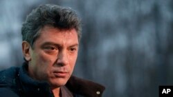 Boris Nemtsov Kreml yaqinida otib o'ldirilgan