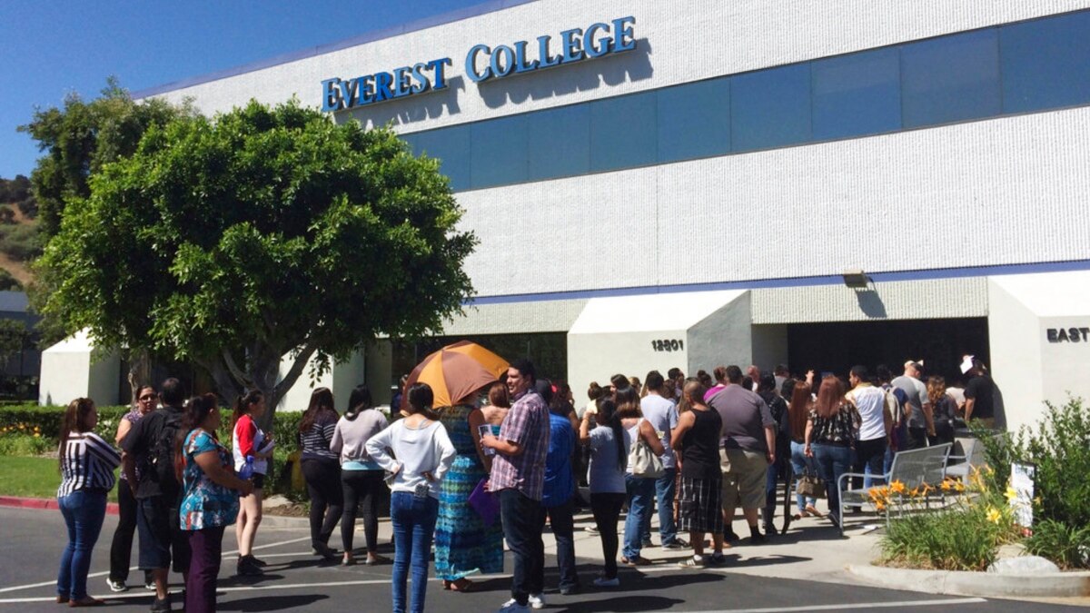 US Cancels Debt for 560,000 Corinthian Colleges Students - Vimarsana News