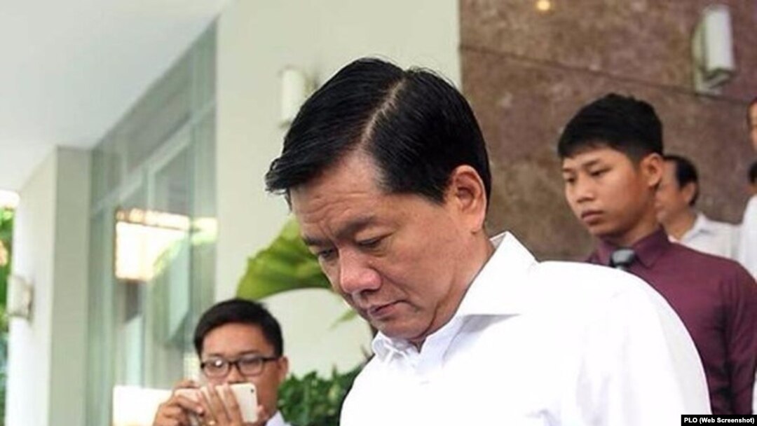 Ông Đinh La Thăng sẽ đối mặt với bán ản đến 20 năm tù trong phiên tòa kéo dài hai tuần, bắt đầu vào ngày 8/1/2018.