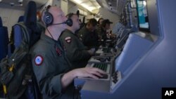 美国海军P-8波塞冬海上巡逻机机组人员