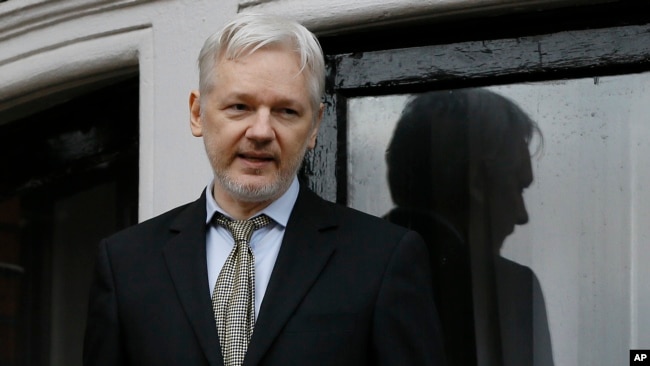 El fundador de WikiLeaks, Julian Assange, se encuentra refugiado en la embajada de Ecuador en Londres desde 2012.