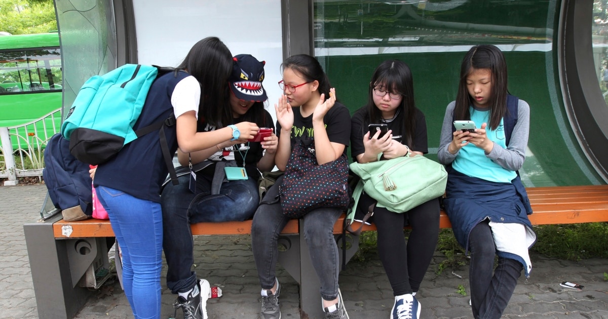 [한국은 지금] 한국 정부, 14살 미만 청소년 소셜미디어 가입 제한 검토 - 뉴스 썸네일 이미지
