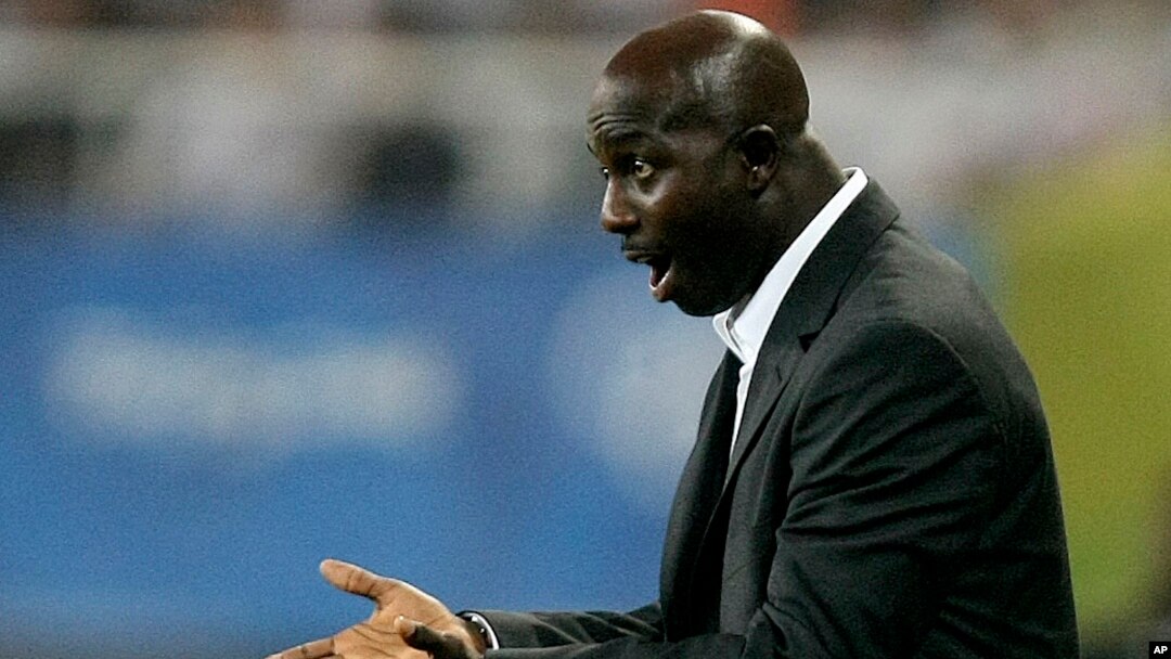 Samson Siasia