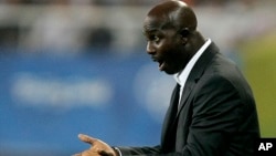 Samson Siasia