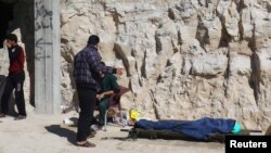 2017年4月4日，救援人员说，叙利亚伊德利卜省罕谢昆发生疑似毒气袭击。