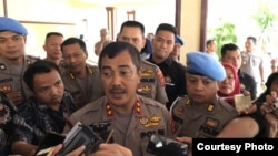 Kapolda Sumut, Irjen Pol Agus Andrianto saat memberikan keterangan di Mapolda Sumut, Rabu, 4 Desember 2019. (Foto: VOA/Anugrah Andriansyah)