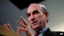 “No nos pareció que fuera correcto que extranjeros presentaran una lista de venezolanos que pueden lanzarse a la presidencia”, dijo Elliott Abrams sobre la posibilidad de que Maduro sea candidato.