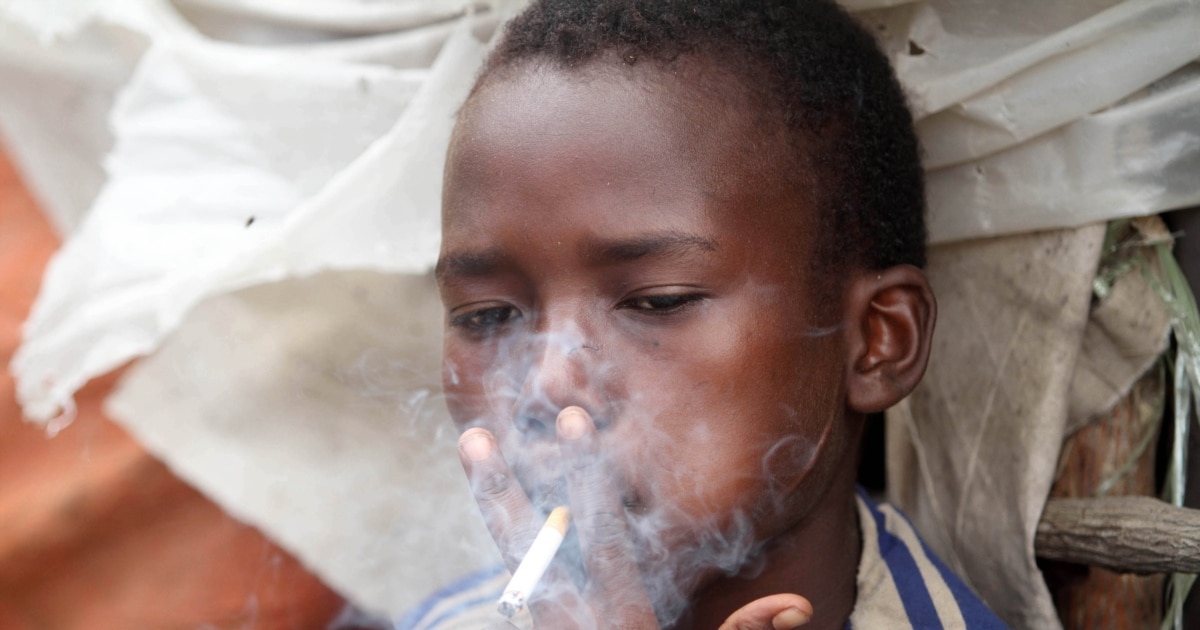 tobacco smokers Anti-Tobacco Groups Target Child Smokers