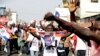 Ghana : l'opposant creuse son avance, selon des médias locaux, mais pas de résultats officiels
