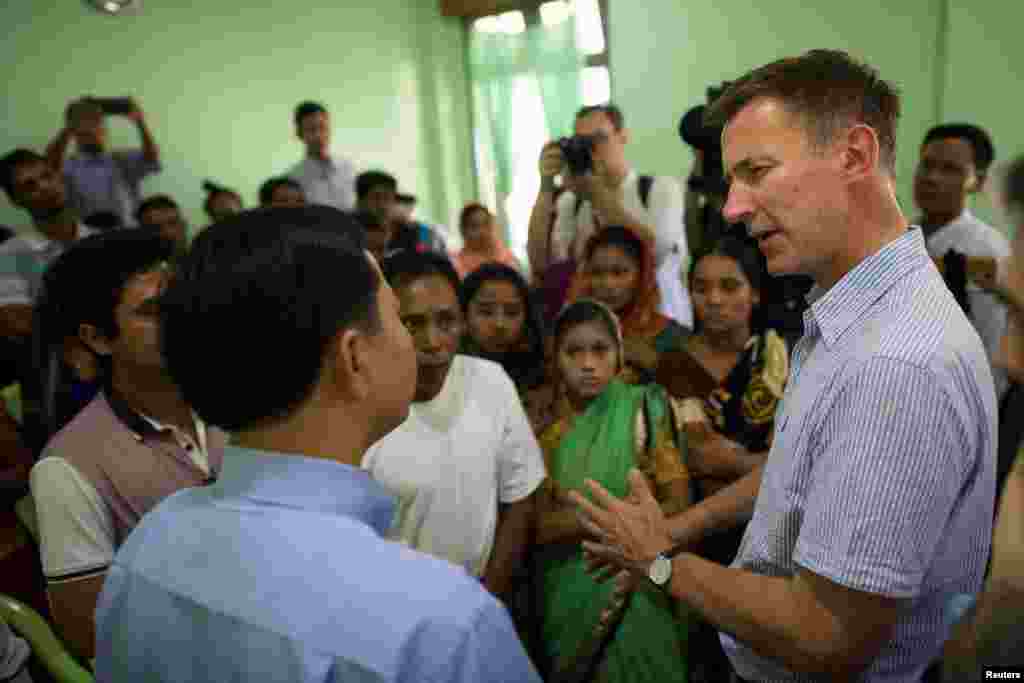  ၿဗိတိန္ႏုိင္ငံျခားေရး၀န္ႀကီး Jeremy Hunt ရခိုင္ျပည္နယ္သြားေရာက္ေလ့လာ