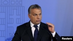 El premier húngaro Viktor Orban anunció severas penas de cárcel para inmigrantes ilegales y para traficantes de personas.