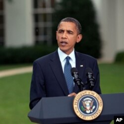 Le président Obama dans les jardins de la Maison-Blanche