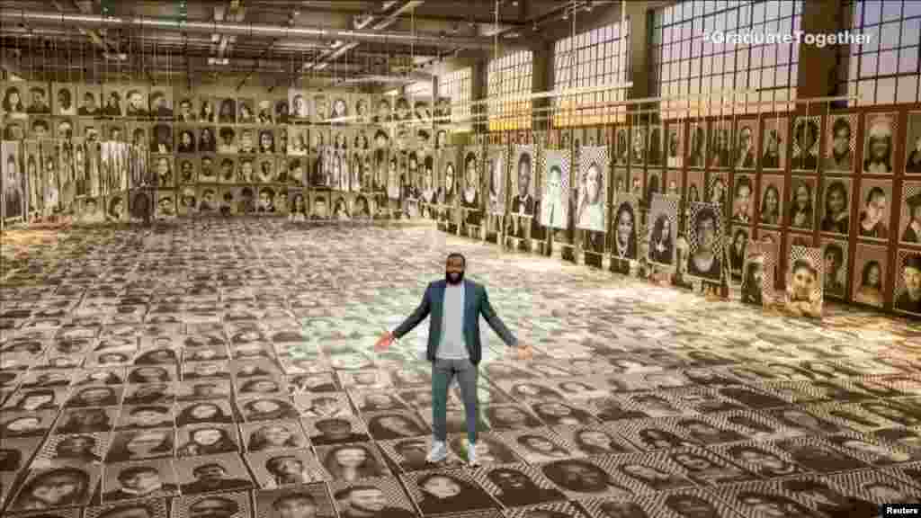 លោក LeBron James កីឡាករបាល់បោះរបស់ក្រុម Los Angeles Lakers ថ្លែងនៅក្នុងកម្មវិធី «បញ្ចប់ការសិក្សាជាមួយគ្នា៖ អាមេរិកអបអរដល់ថ្នាក់វិទ្យាល័យឆ្នាំ២០២០» កាលពីថ្ងៃទី១៦ ខែឧសភា ឆ្នាំ២០២០។