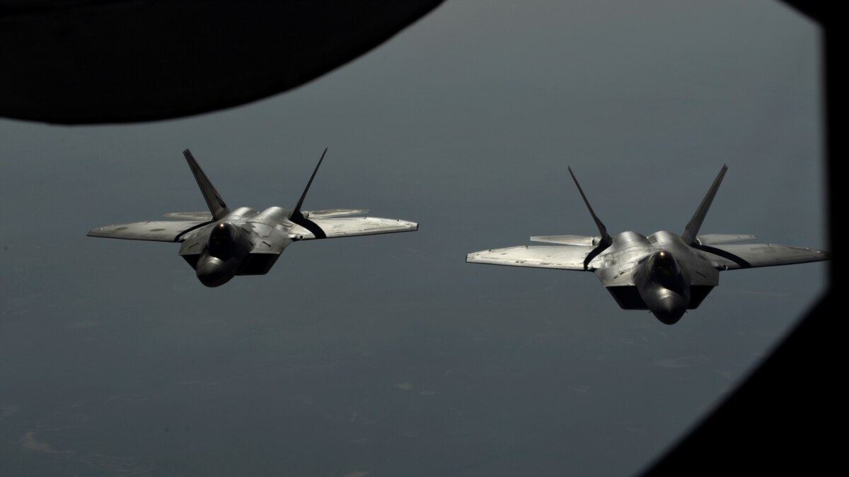 特鲁多：美军战斗机在加拿大北部上空击落一不明飞行物