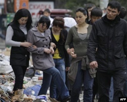 Aura Dion porno Ayollar haqida rus porno uy video