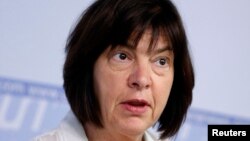 Rebecca Harms, anggota Parlemen Eropa dari Jerman yang memimpin Kelompok Hijau, yang tidak diijinkan masuk ke Rusia. (Foto: Dok)