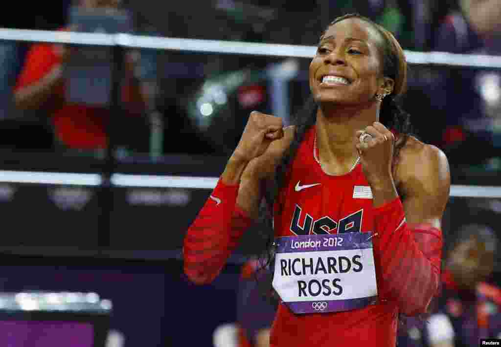 Sanya Richards-Ross of the U.S. celebrates after winning gold in the women's 400m final during the London 2012 Olympic Games at the Olympic Stadium August 5, 2012.