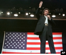 Country music legend Johnny Cash performs in Jackson, Tennessee, Oct. 1986.